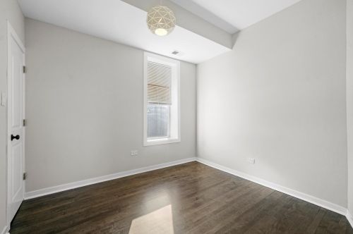 6511 Peoria St, Chicago IL 60621-1907 exterior