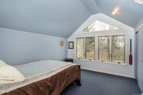 5 Fox Run, Armonk NY 10504-1011 exterior