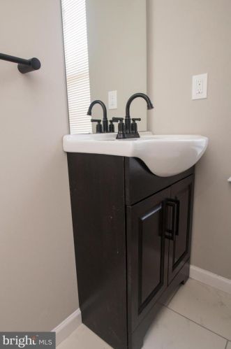 1906 23 St, Philadelphia PA 19145-2601 exterior