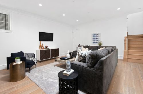 2137 Clifton Ave, Chicago IL 60614-4116 exterior