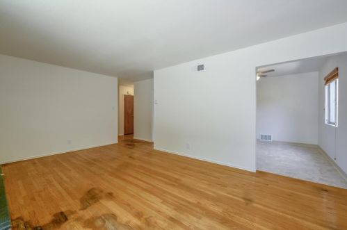 826 Oakgrove Dr, San Jose CA  95129-2319 exterior