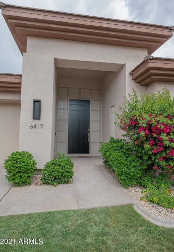 6417 30th Way, Phoenix AZ  85016-8927 exterior