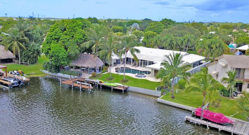 926 38 Ct, Boynton Beach FL 33435-8530 exterior