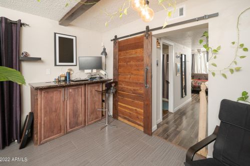 8109 28 Ave, Phoenix AZ 85009-5042 exterior