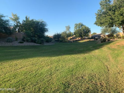 3819 74th Dr, Phoenix AZ  85043-7590 exterior