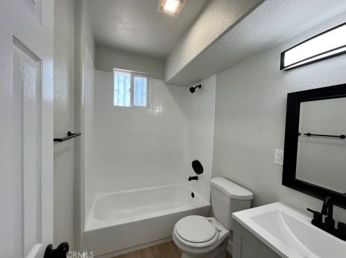 317 Magnolia St, Compton CA 90220-2103 exterior