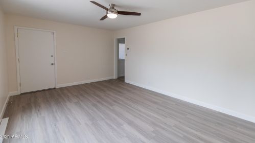 8352 3rd St, Phoenix AZ  85020-3404 exterior