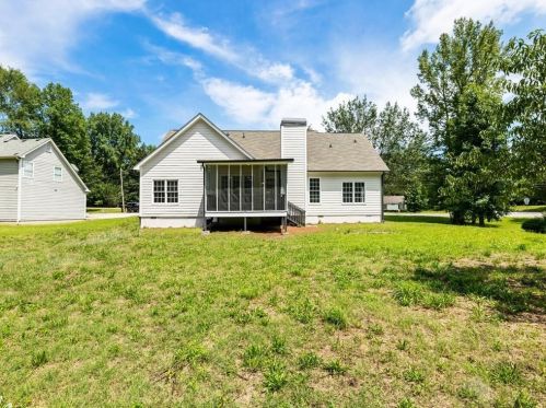 1229 Gordon Rd, Austell GA 30168-5228 exterior