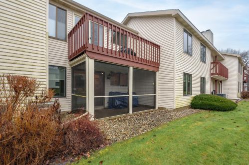 7631 Blackmar Cir, Kalamazoo MI 49024-4089 exterior