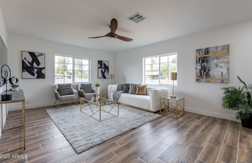 1121 Bethany Home Rd, Phoenix AZ  85014-2229 exterior