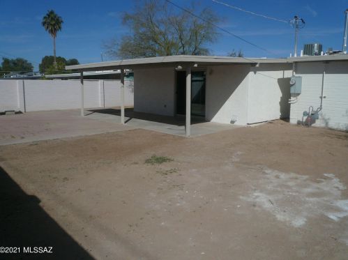 4678 25 St, Tucson AZ 85711-5420 exterior