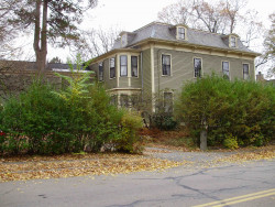 168 Homer St, Newton, MA 02459-1518