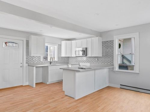 78 Penn St, Providence RI  02909-1328 exterior