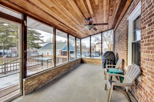 1704 Nordica Ave, Chicago IL 60707-4320 exterior