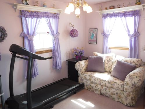 1610 Reed Ave, Manitowoc WI 54220-1835 exterior