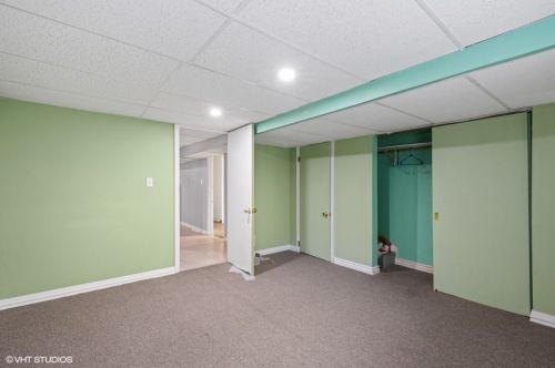 6710 Artesian Ave, Chicago IL 60645-5301 exterior