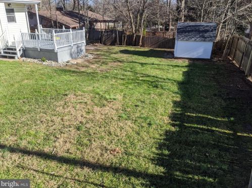 12 Gln Clair Dr, Trenton NJ 08618-1943 exterior