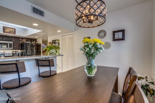 840 Placita Del Mirador, Tucson AZ  85718-1957 exterior