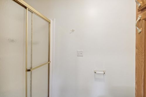 8649 12 St, Kalamazoo MI 49009-9085 exterior