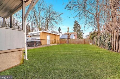 2311 Broad St, Trenton NJ  08610-5505 exterior