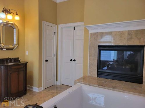 327 Amy Way, Atlanta GA 30349-7048 exterior