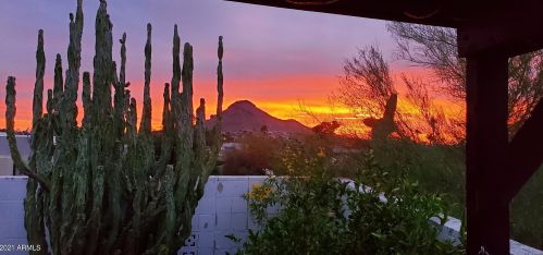 14612 25th St, Phoenix, AZ 85032-4942