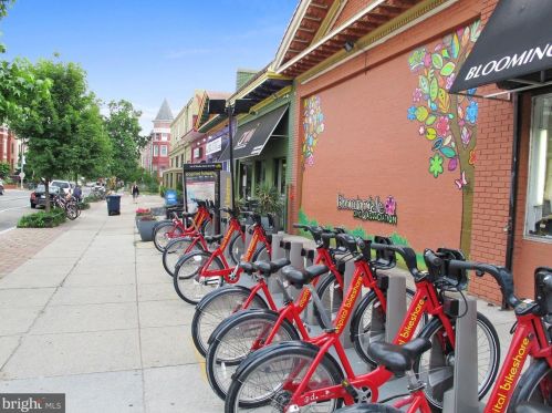 1936 4th St, Washington DC  20002-1251 exterior