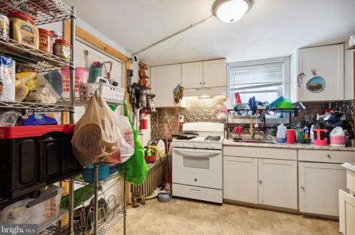 359 New St, Pottstown PA 19464-5917 exterior