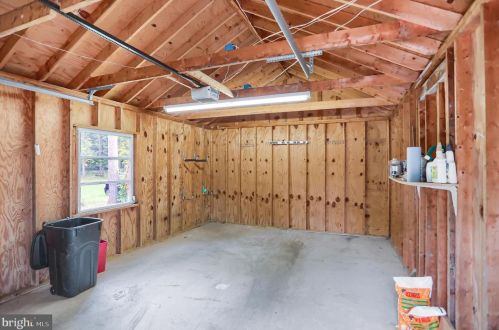 2725 Warm Spg Ave, Huntingdon PA 16652-2303 exterior