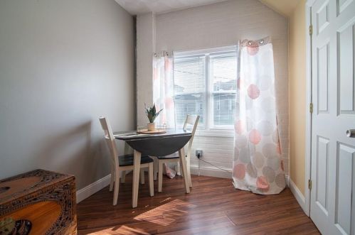 1883 Smith St, Providence RI 02908-1822 exterior