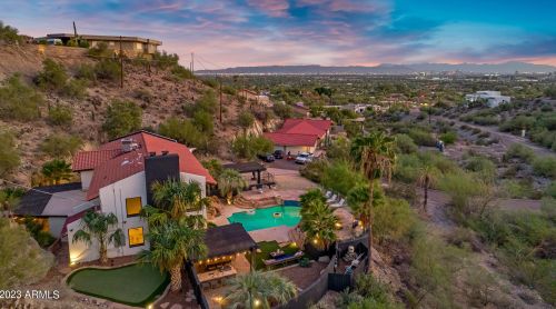 6619 36th St, Phoenix AZ  85018-1004 exterior