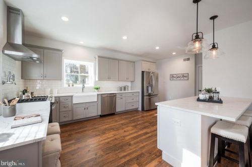 2 Jefferson St, Media PA 19063-0036 exterior