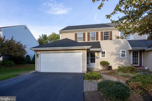 304 Laurel Dr, Limerick PA  19468-1334 exterior