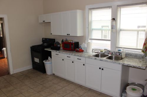 2259 16th St, Milwaukee, WI 53215-2619