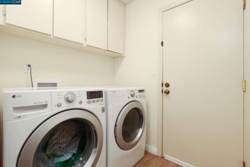 3020 Shetland Dr, Concord CA 94523-1606 exterior