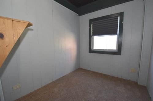 20 Sceneridge Ave, Pittsburgh PA 15227-2724 exterior