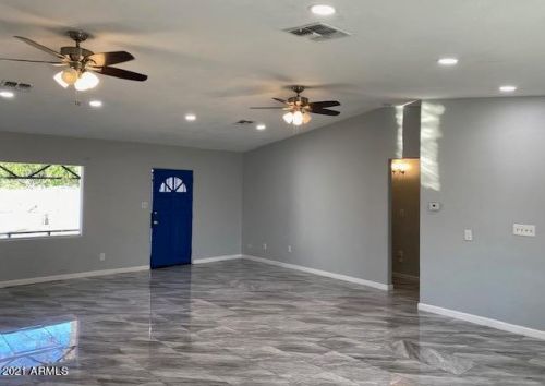 6735 10 St, Phoenix AZ 85086-0912 exterior