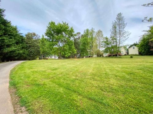 4706 Reed Rd, Gainesville GA 30507-8778 exterior