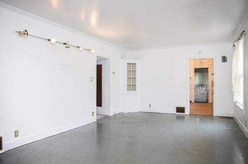 1440 Leahy St, Meskegon MI 49442-5035 exterior