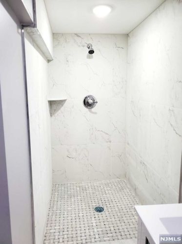 288 Larch Ave, Dumont NJ 07628-1300 exterior