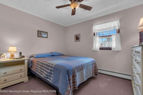 205 Hayes Ct, Lavallette NJ 08735-3110 exterior