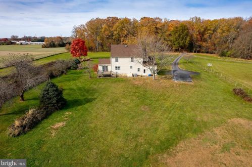 262 Lk Rd, Pilesgrove NJ 08098-3008 exterior