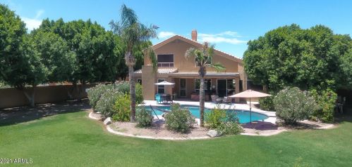 3151 Greythorne Way, Chandler AZ  85248-2152 exterior