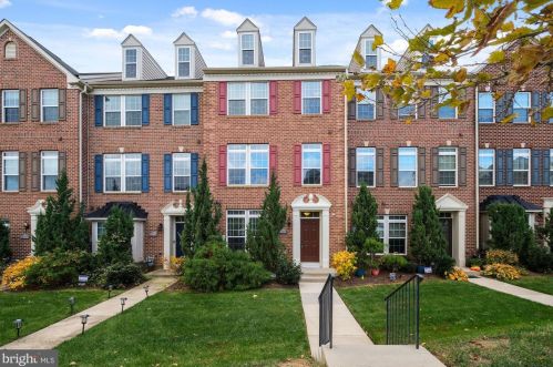 3707 Commodore Joshua Barney Dr, Washington DC 20018-4443 exterior