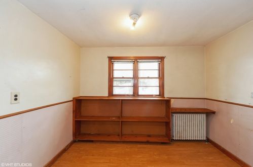 1816 Kellogg Ave, Waukegan IL 60087-4705 exterior