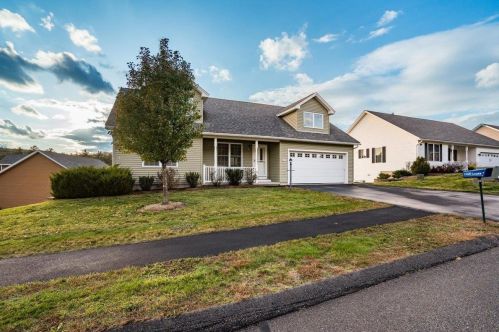 22 Violet Way, Concord, NH 03307-0844