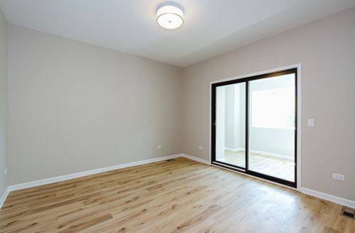 1516 69 Pl, Chicago IL 60637-4810 exterior