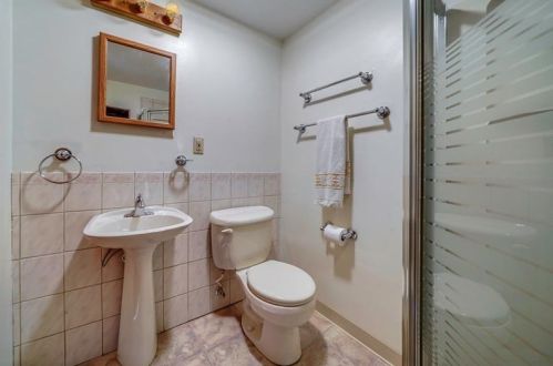 119 Windy Willows Dr, Moon Twp PA 15108-2945 exterior