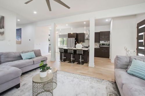 210 Mathewson Pl, Atlanta GA  30314-2629 exterior