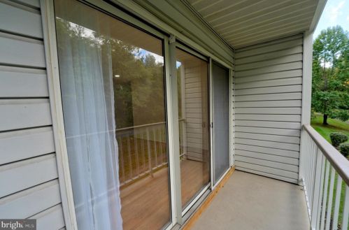 36 Holly Ct, Trenton NJ  08619-4633 exterior